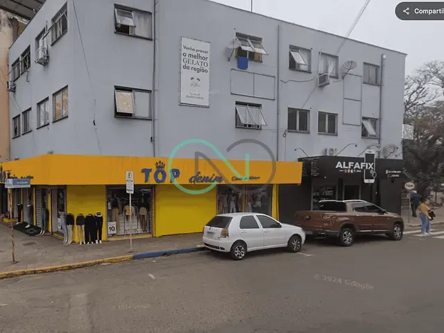 Prédio com 267m², à venda, no bairro Centro em Parobé