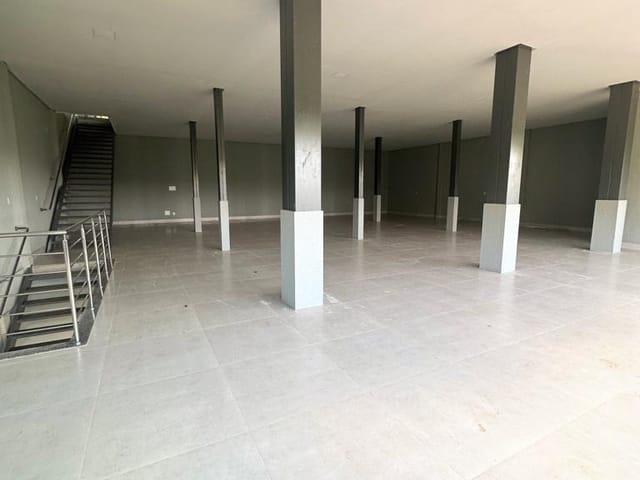 Prédio para alugar, no bairro Residencial Recanto dos Buritis em Goiânia