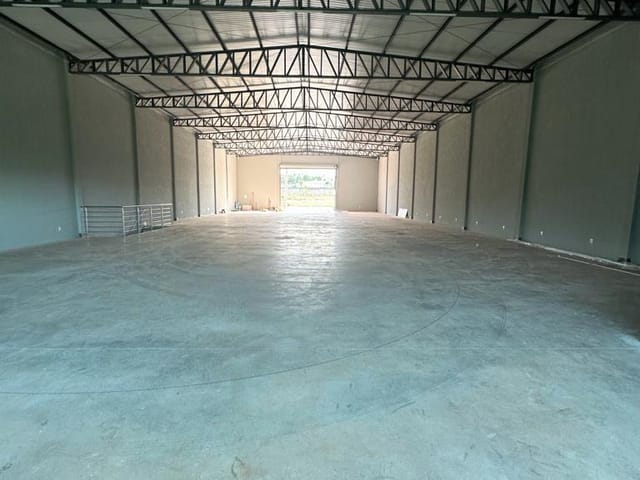 Prédio para alugar, no bairro Residencial Recanto dos Buritis em Goiânia