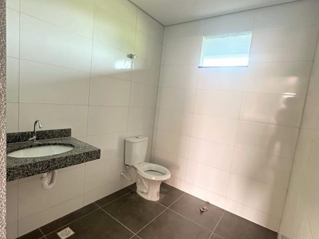 Prédio para alugar, no bairro Residencial Recanto dos Buritis em Goiânia
