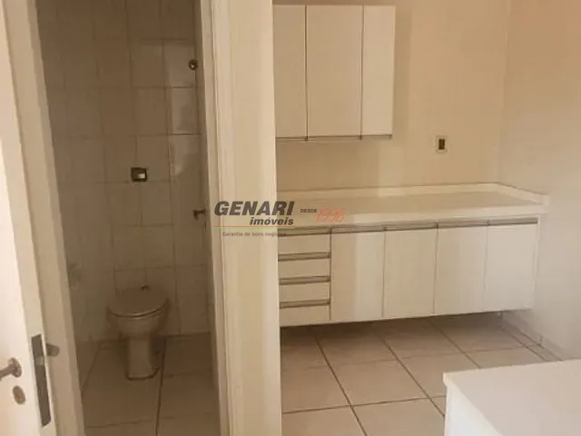 Prédio com 250m², para alugar, no bairro Centro em Indaiatuba