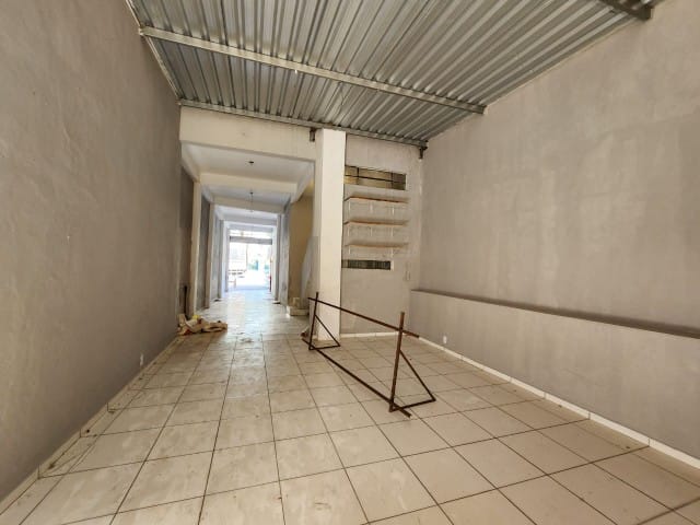 Prédio à venda, no bairro Centro em Petrópolis