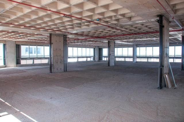 Foto do Prédio - Prédio Comercial Corporativo no S.I.A. Tr 17,  com 8 pavimentos, com 5.328,33m² de Área Construída total- Negociamos sua proposta! | Jeziel Mendes Consultoria Imobiliária