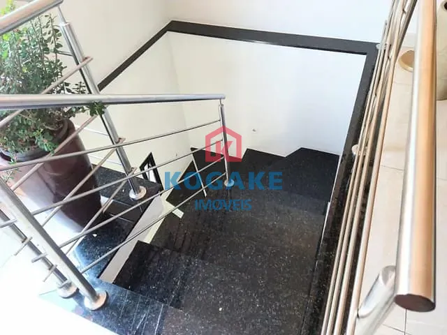 Prédio com 400m², à venda ou para alugar, no bairro Vila Betânia em São José dos Campos