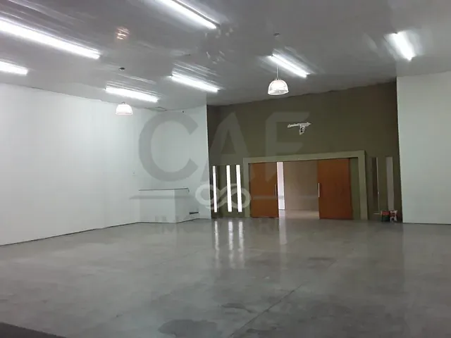 Prédio com 800m², à venda ou para alugar, no bairro Centro em Jaguariúna