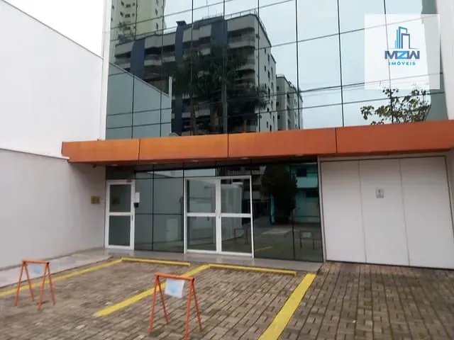 Prédio à venda ou para alugar, no bairro Vila Mariana em São Paulo