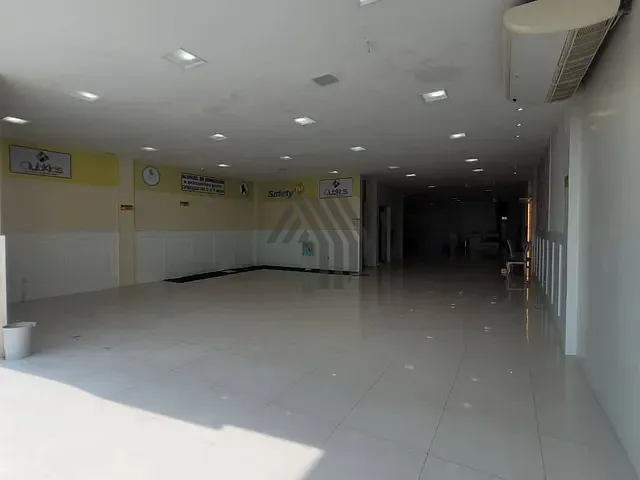 Prédio à venda ou para alugar, no bairro Umarizal em Belém