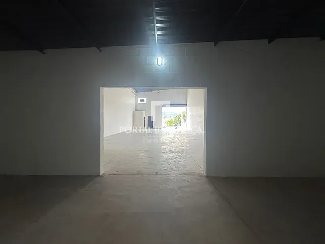 Prédio com 300m², para alugar, no bairro Jardim São José em Bragança Paulista