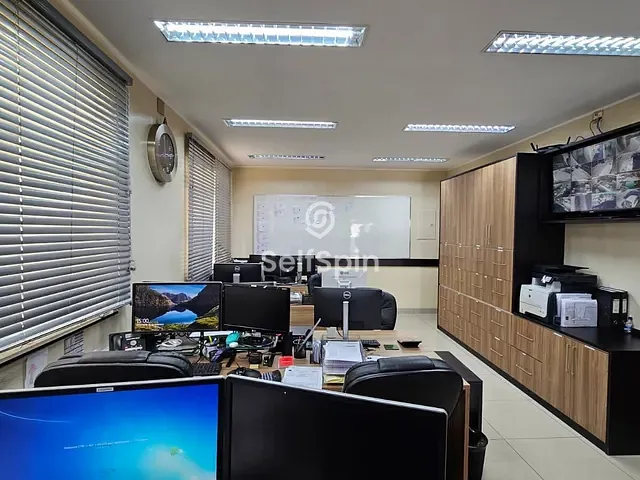 Prédio para alugar, no bairro Engenhoca em Niterói