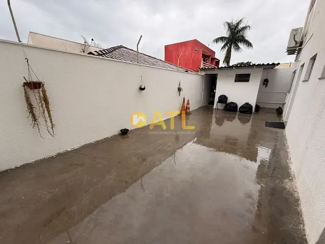 Prédio para alugar, no bairro Nova Ourinhos em Ourinhos