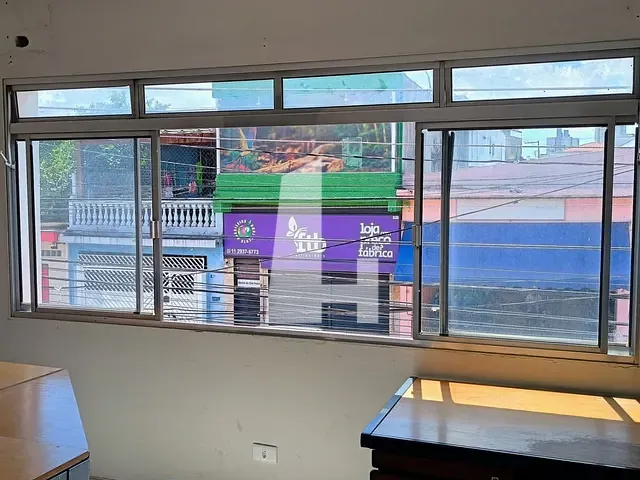 Prédio para alugar, no bairro Jardim Vila Galvão em Guarulhos