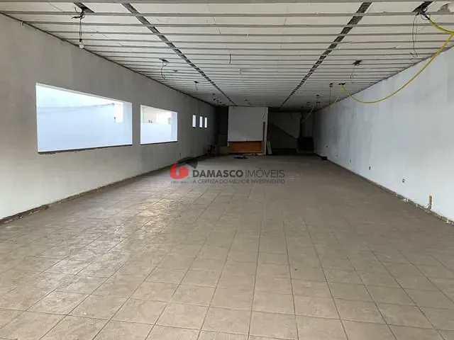 Prédio à venda, no bairro Olímpico em São Caetano do Sul