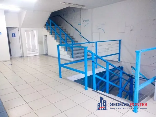 Prédio à venda ou para alugar, no bairro Soledade em Recife