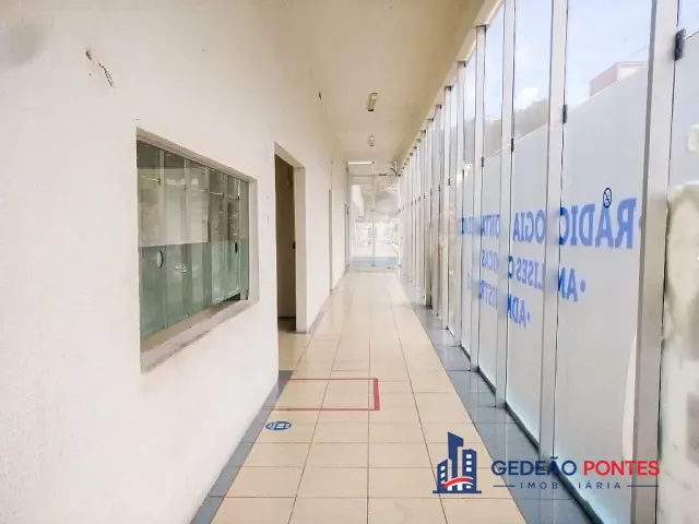 Prédio à venda ou para alugar, no bairro Soledade em Recife