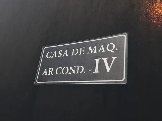 Prédio com 3500m², à venda, no bairro Benfica em Rio de Janeiro