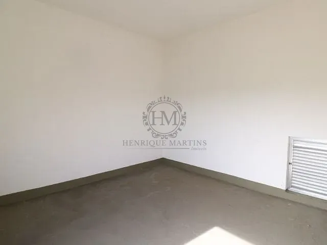 Prédio com 3500m², à venda, no bairro Benfica em Rio de Janeiro