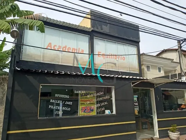Prédio com 500m² 1 quarto e 2 banheiros, à venda ou para alugar, no bairro Campo Grande em Rio de Janeiro