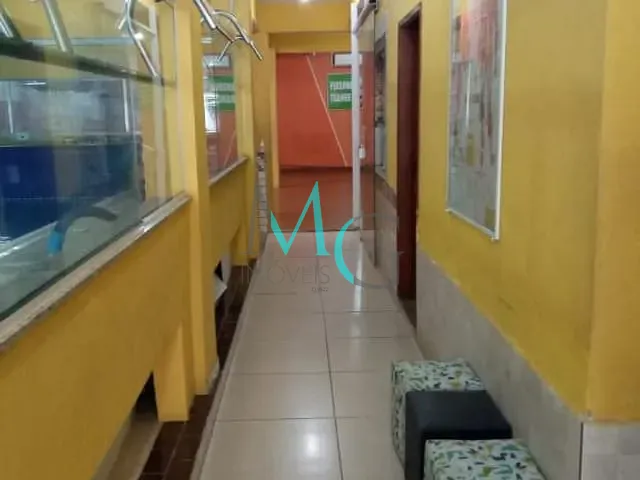 Prédio com 500m² 1 quarto e 2 banheiros, à venda ou para alugar, no bairro Campo Grande em Rio de Janeiro