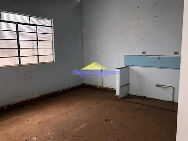 Prédio com 270m², para alugar, no bairro Centro em Capivari