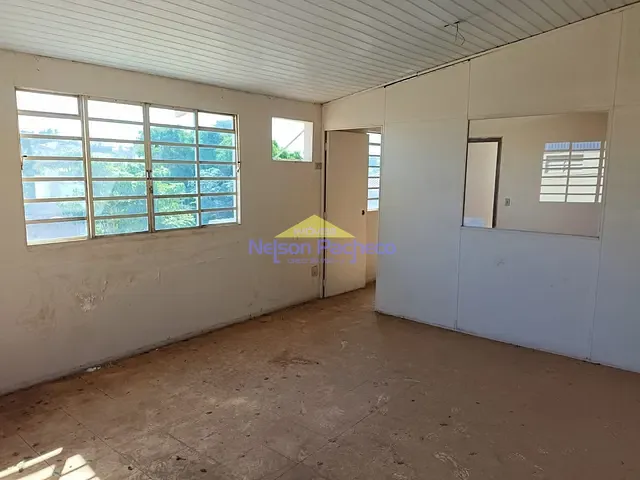 Prédio com 270m², para alugar, no bairro Centro em Capivari
