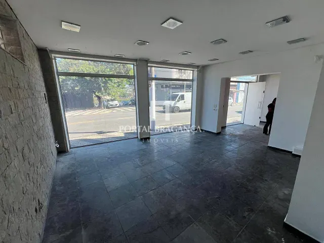 Prédio com 170m², para alugar, no bairro Centro em Bragança Paulista