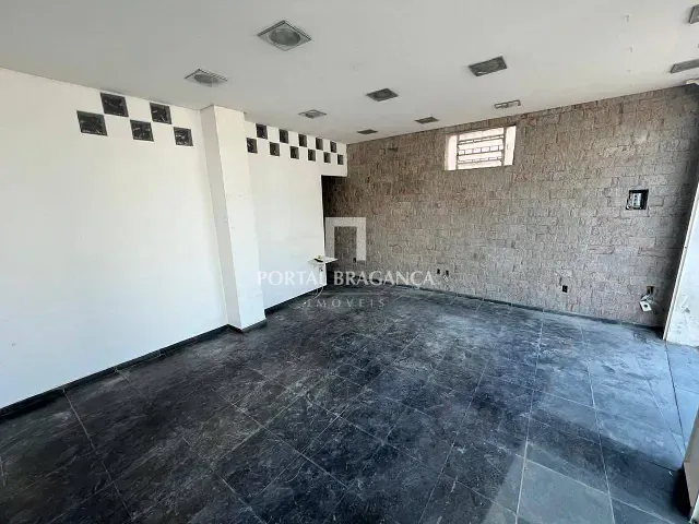 Prédio com 170m², para alugar, no bairro Centro em Bragança Paulista