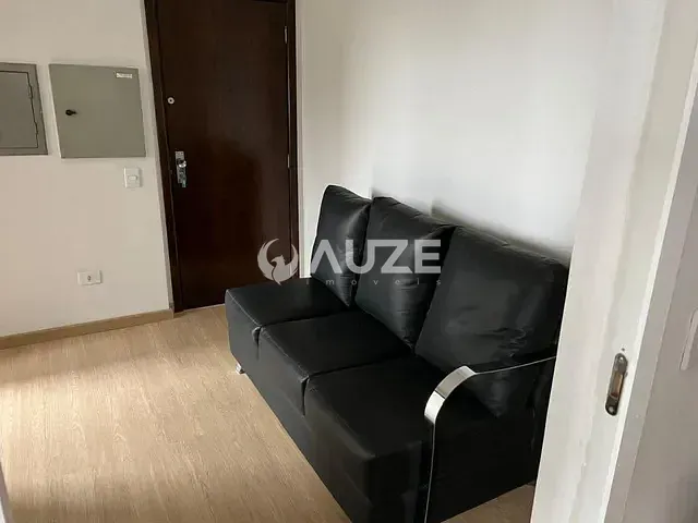 Prédio para alugar, no bairro Centro Cívico em Curitiba