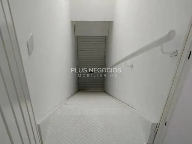 Prédio com 303m², à venda, no bairro Vila Gabriel em Sorocaba