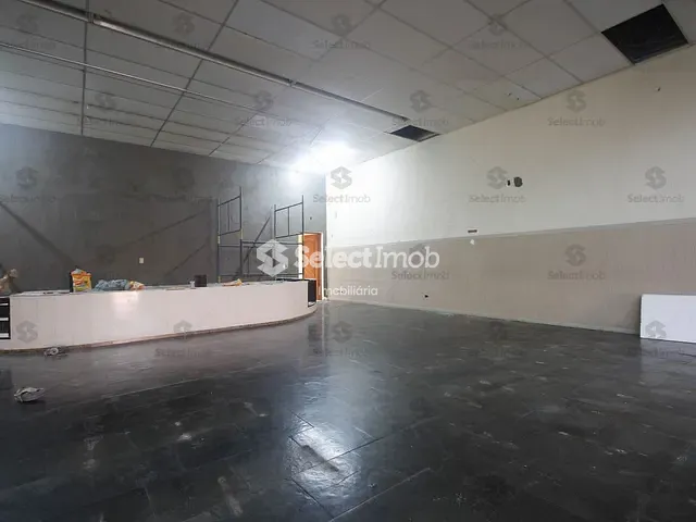 Prédio com 868m², para alugar, no bairro Parque das Américas em Mauá