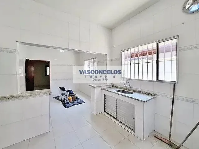 Prédio com 298m² 3 quartos e 2 banheiros, à venda, no bairro Jardim Paraíba em Jacareí
