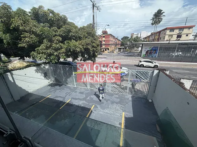 Prédio para alugar, no bairro Marco em Belém