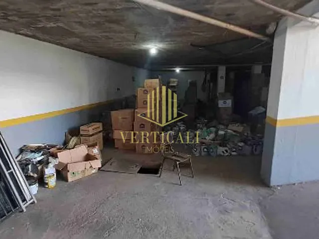 Prédio com 1260m², para alugar, no bairro Quilombo em Cuiabá