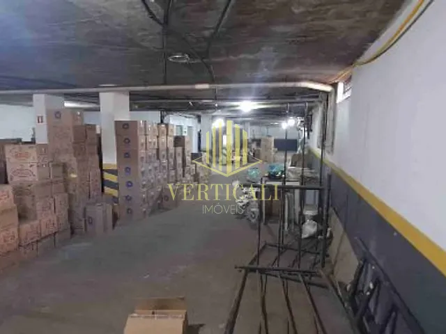 Prédio com 1260m², para alugar, no bairro Quilombo em Cuiabá