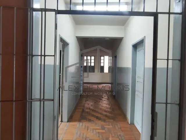 Prédio à venda, no bairro Parque Moscoso em Vitória