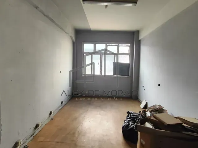 Prédio à venda, no bairro Parque Moscoso em Vitória