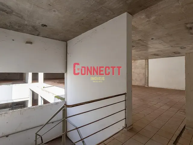 Prédio com 1382m², à venda ou para alugar, no bairro Centro em Ribeirão Preto