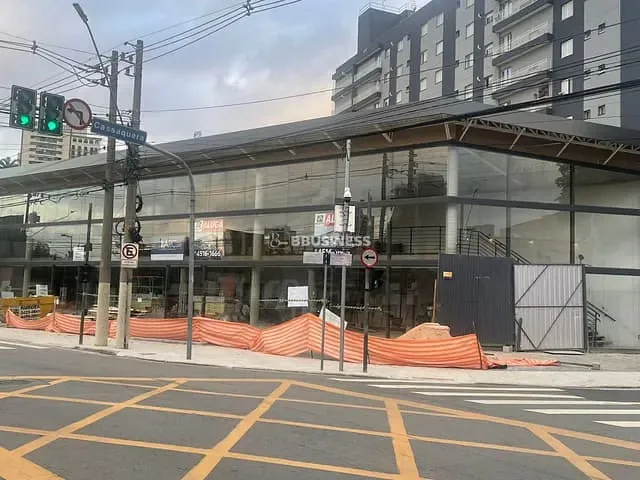 Prédio com 1100m², para alugar, no bairro Santa Paula em São Caetano do Sul
