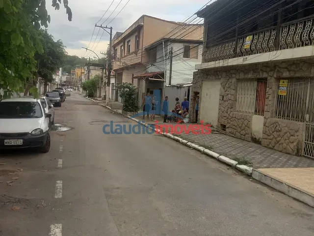 Prédio com 300m², à venda, no bairro Centro em Barra Mansa