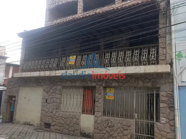 Prédio com 300m², à venda, no bairro Centro em Barra Mansa