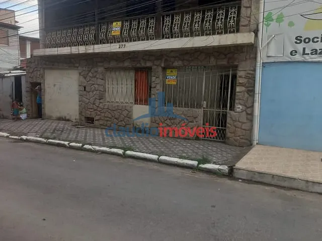 Prédio com 300m², à venda, no bairro Centro em Barra Mansa