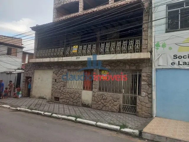 Prédio com 300m², à venda, no bairro Centro em Barra Mansa