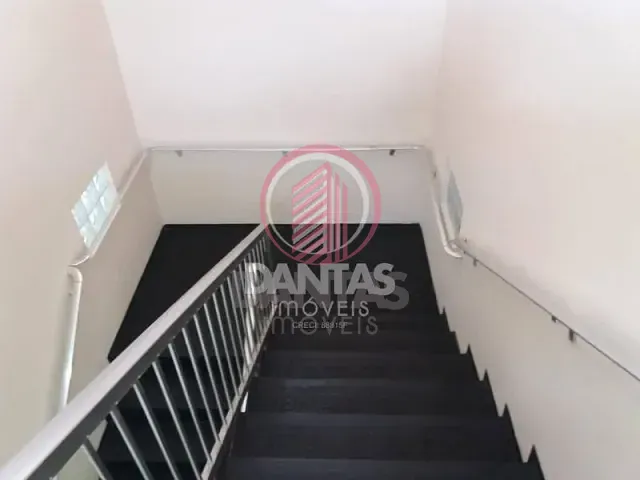 Prédio com 310m², à venda, no bairro Cipava em Osasco