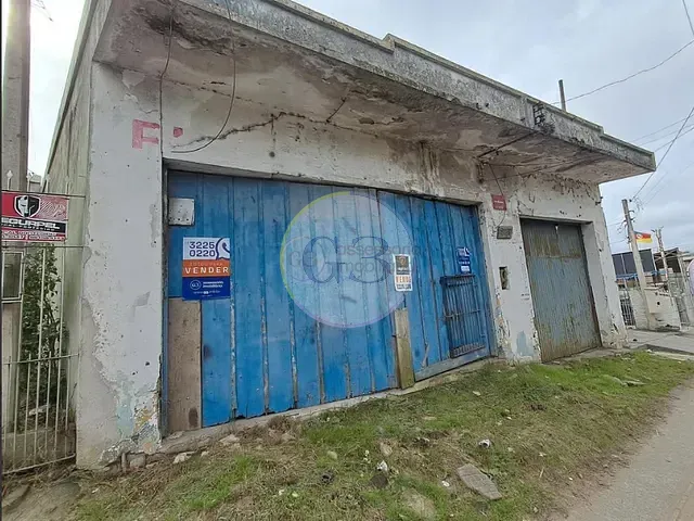 Prédio à venda, no bairro Três Vendas em Pelotas