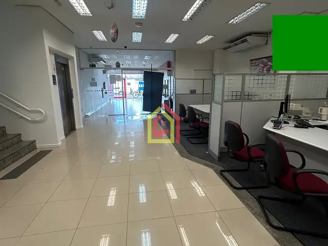 Prédio com 1200m², para alugar, no bairro Cidade Nova em Marabá