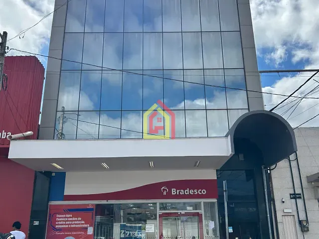 Prédio com 1200m², para alugar, no bairro Cidade Nova em Marabá