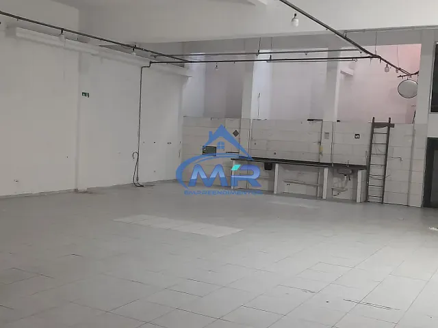 Prédio com 454m², à venda, no bairro Vila Marieta em São Paulo