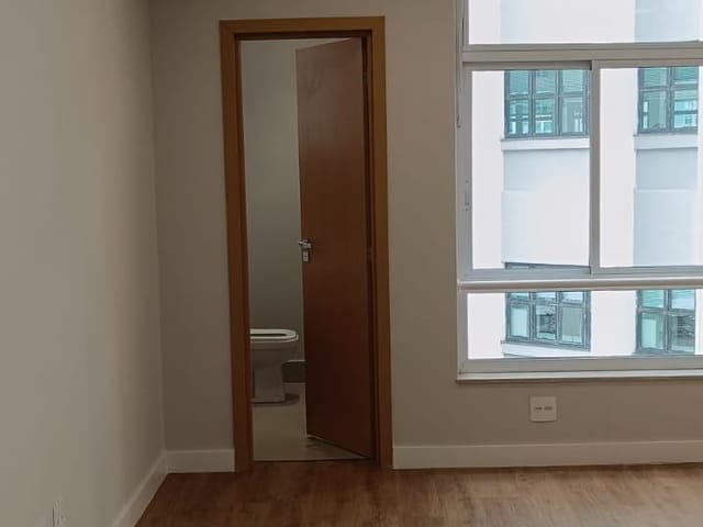 Conjunto comercial com 200m², à venda, no bairro Centro em São Paulo
