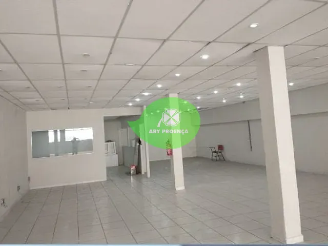 Prédio com 900m², para alugar, no bairro Centro em Sorocaba
