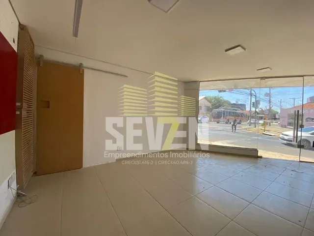 Prédio com 1434m², para alugar, no bairro Vila Souto em Bauru