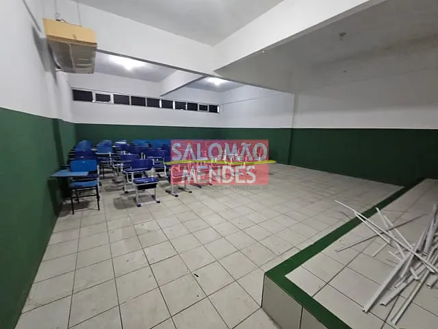 Prédio à venda, no bairro São Brás em Belém